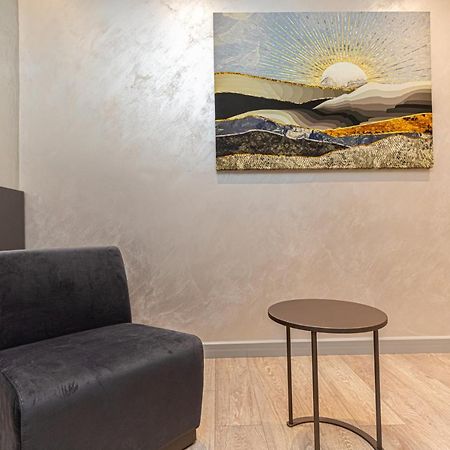 Novus Rooms Avlonya Dış mekan fotoğraf